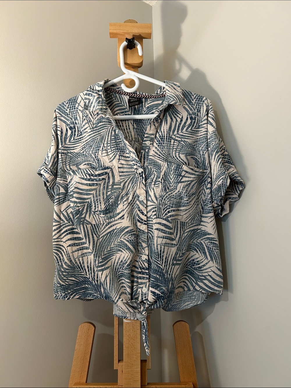 Farwest Palm-Print Tie Up Shirt Size XXL